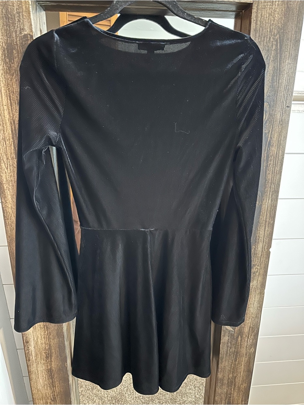 Express Black Velvet Wrap Skater Dress Bell Sleeve Fit & Flare S Goth Witchy - Picture 3 of 5